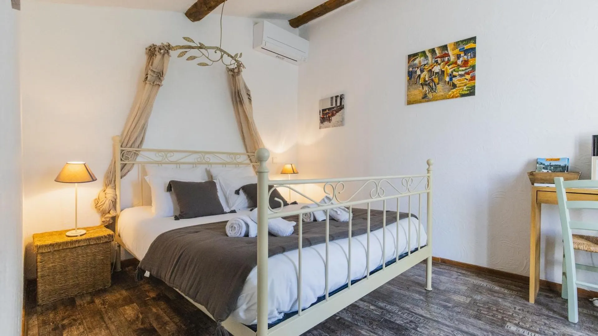 Chambre D'Hotes - B&B - Fleur De Coton Chez Manon En Luberon Lagnes 0*,